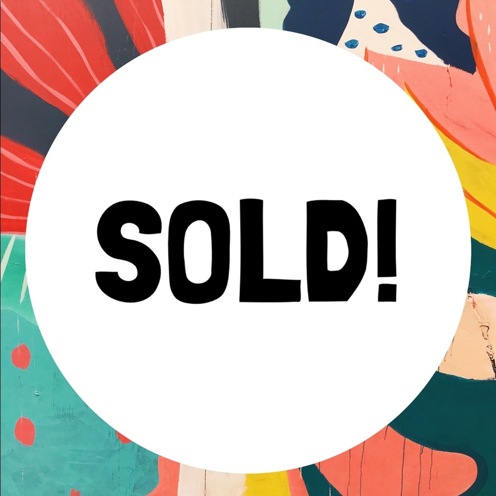 LuvBugLuxxe Sold Items!! 👚 👕